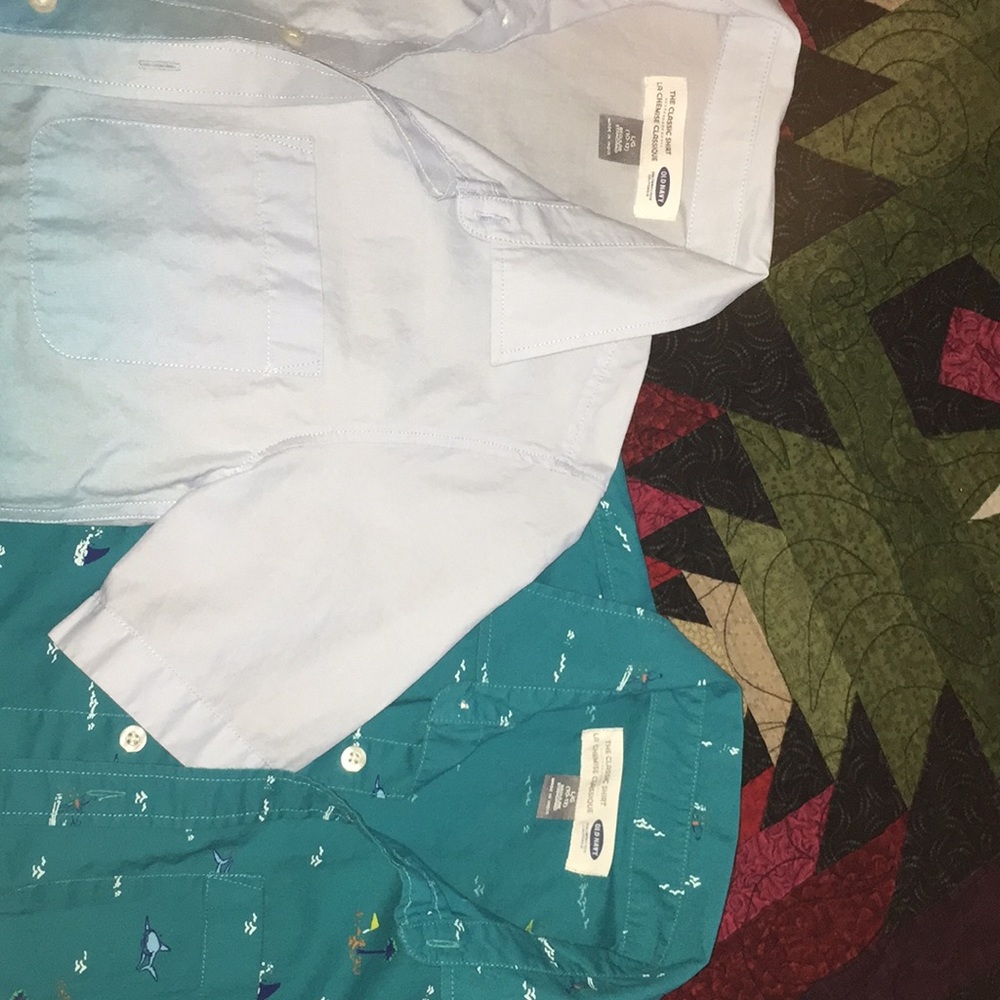 2 boys gently used old navy shirts classic shirts